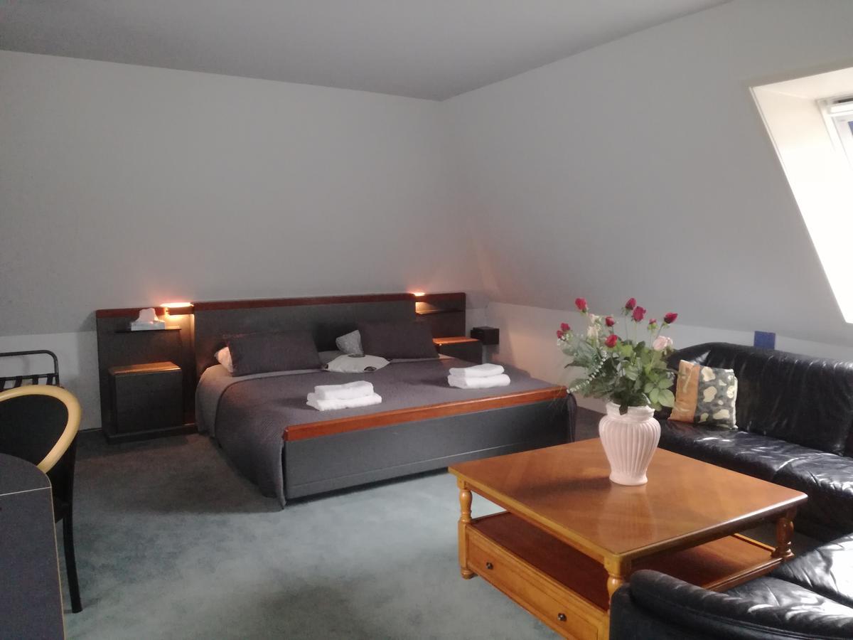 Short Stay Emmen Nieuw-Amsterdam ภายนอก รูปภาพ